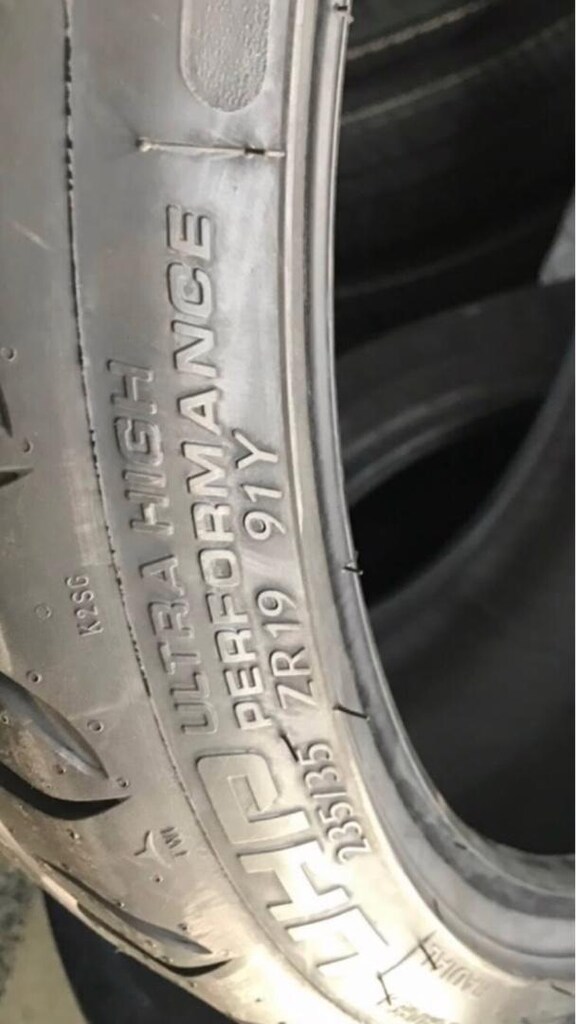 235/35r 19 91YXL Ebat Sıfır Yaz Lastiği. - 4