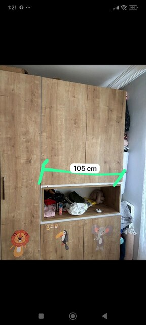 elbise dolabı