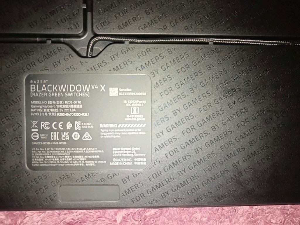 Razer BlackWidow V4X RGB - 4