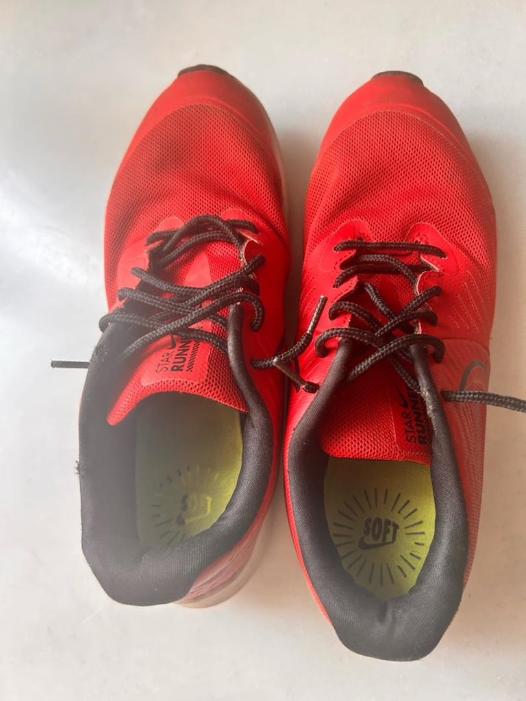 nike ayakkabı kırmızı kadın