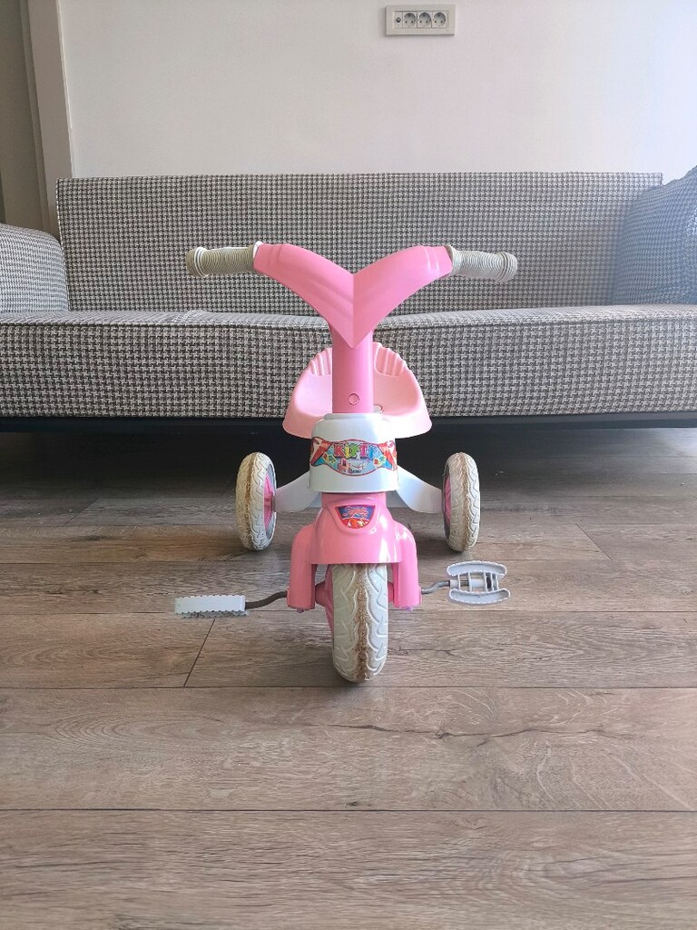 Pembe Beyaz Çocuk Üç Tekerlekli Pedallı Bisiklet - 2