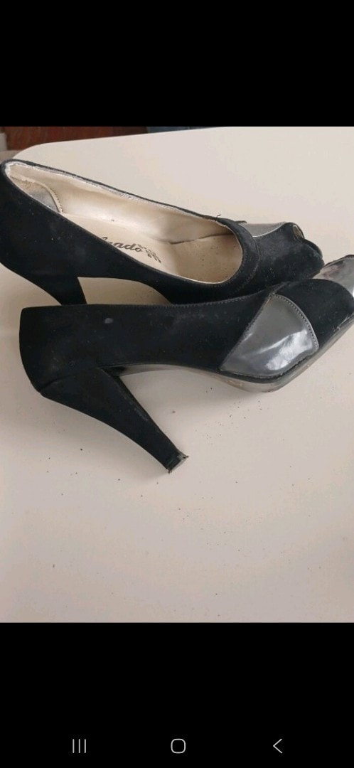 stiletto - 2