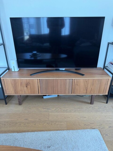 Ikea Stockholm TV Unitesi