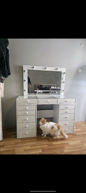 Işıklı kulis aynası şifonyer makyaj aynası