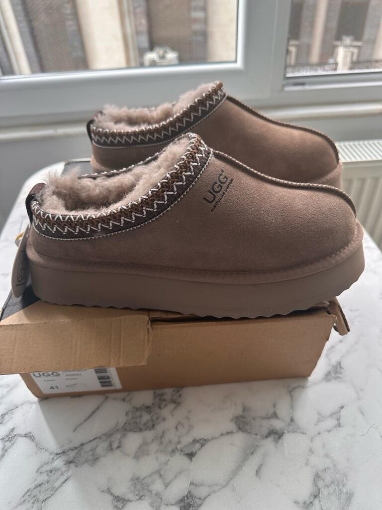 Ugg - 5