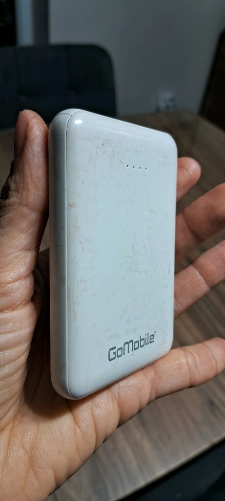 GoMobile beyaz taşınabilir şarj cihazı - 13