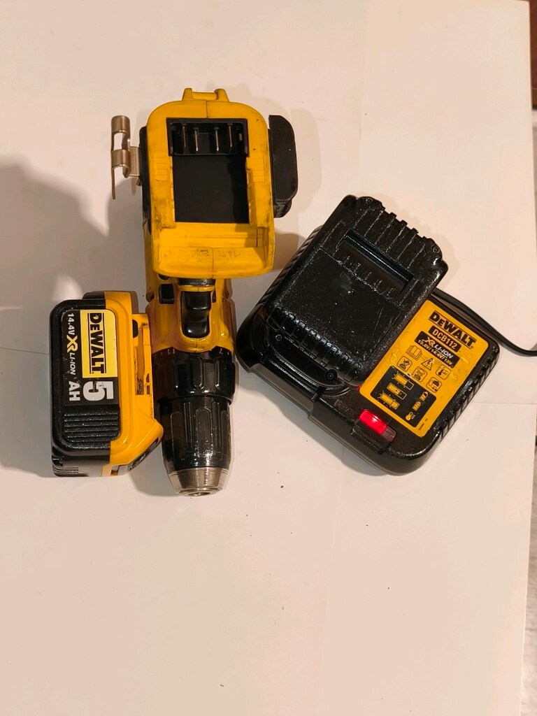 ORİJİNAL DEWALT 14 VOLT ŞARJLI MATKAP - 11