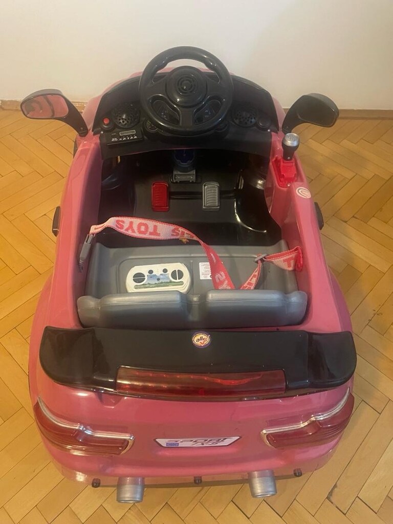 Uzaktan Kumandalı 12 Volt Akülü Araba - 4
