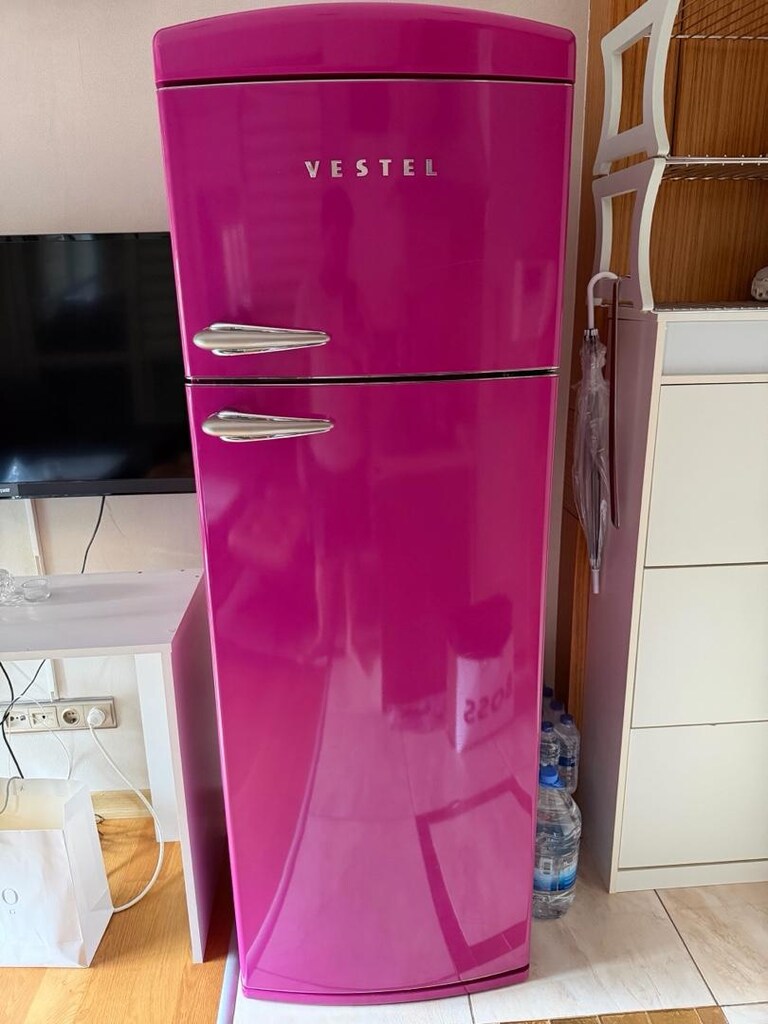Vestel Retro Pembe 325 LT Buzdolabı - Çok Temiz - Kusursuz Çalışıyor - 5