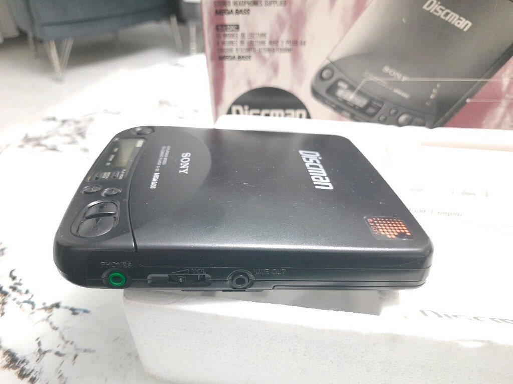 Sony Discman D-121 JAPAN - 5