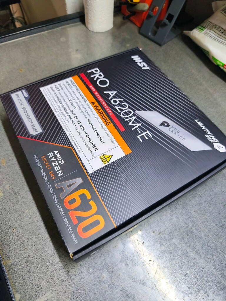 MSI PRO A620M-E Am5 anakart birkaç pin eğildi - 5