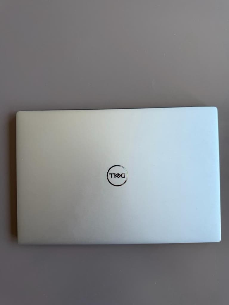 Dell XPS 9315 12 th Gen Intel (R) Core(TM) İ7