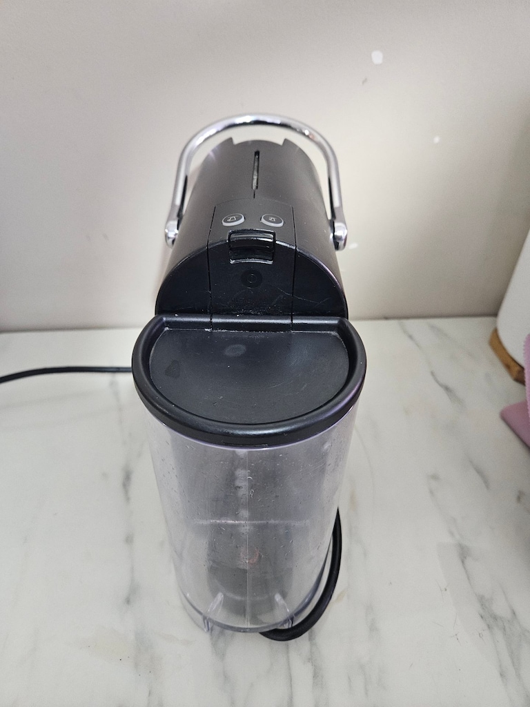 Orijinal Nespresso Pixie C60 Titan kapsüllü kahve makinesi. - 5