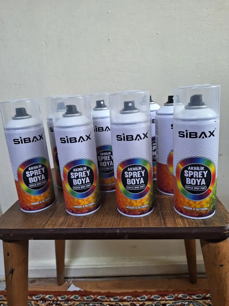 Hepsi sıfırdır 15 adet akrilik beyaz sprey boya