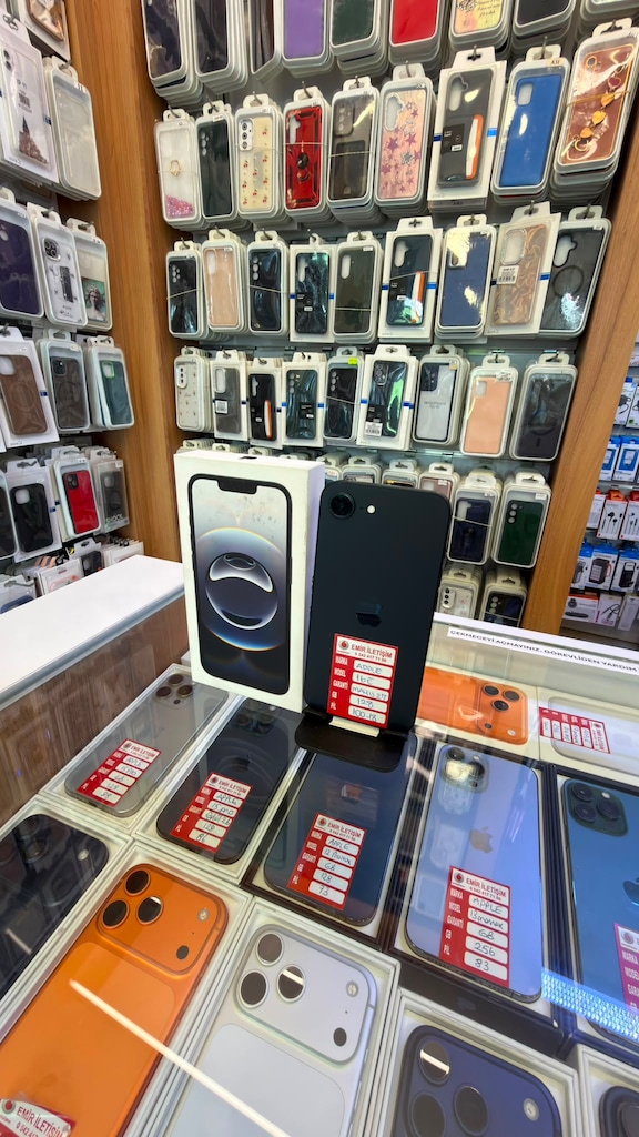IPHONE 16 E 128 GB SIFIR TEŞHİR ÜRÜN GARANTİLİ TAKASA AÇIK - 7