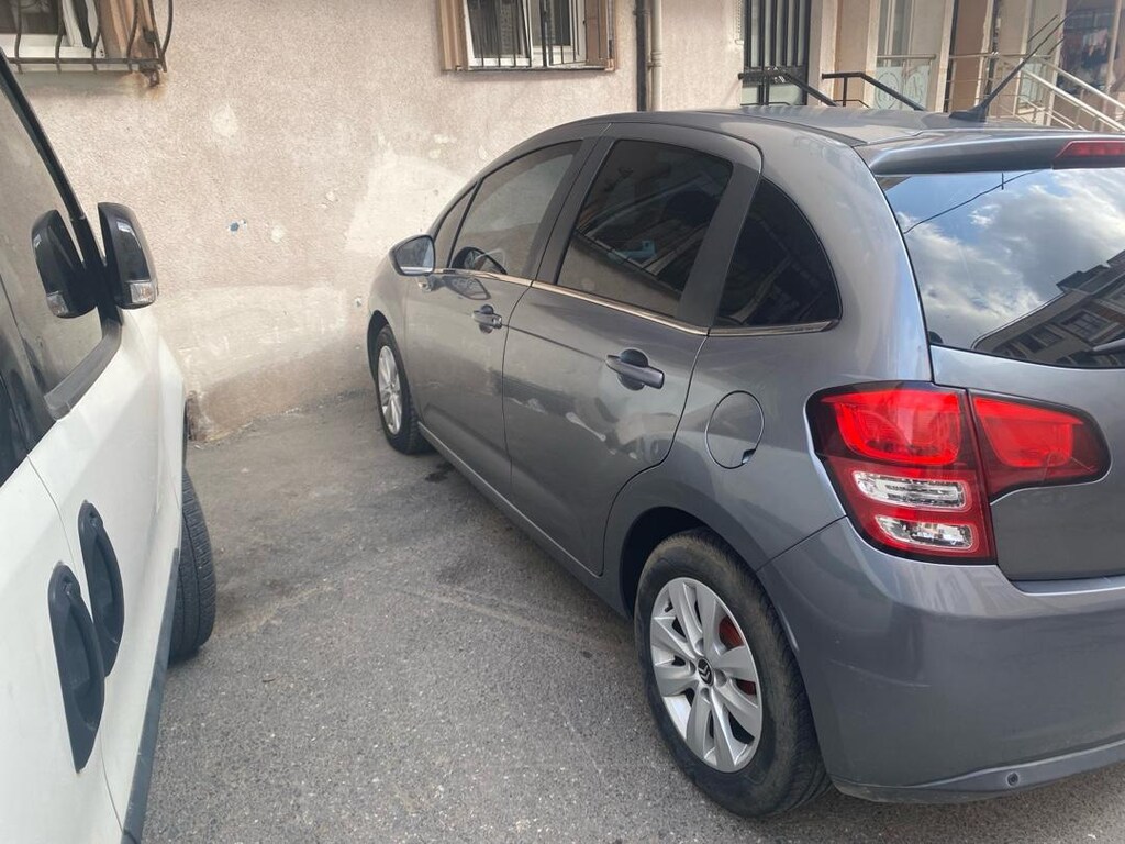 sahibinden temiz citroen c3 - 4