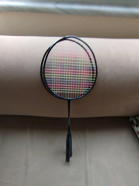 tenis raketi