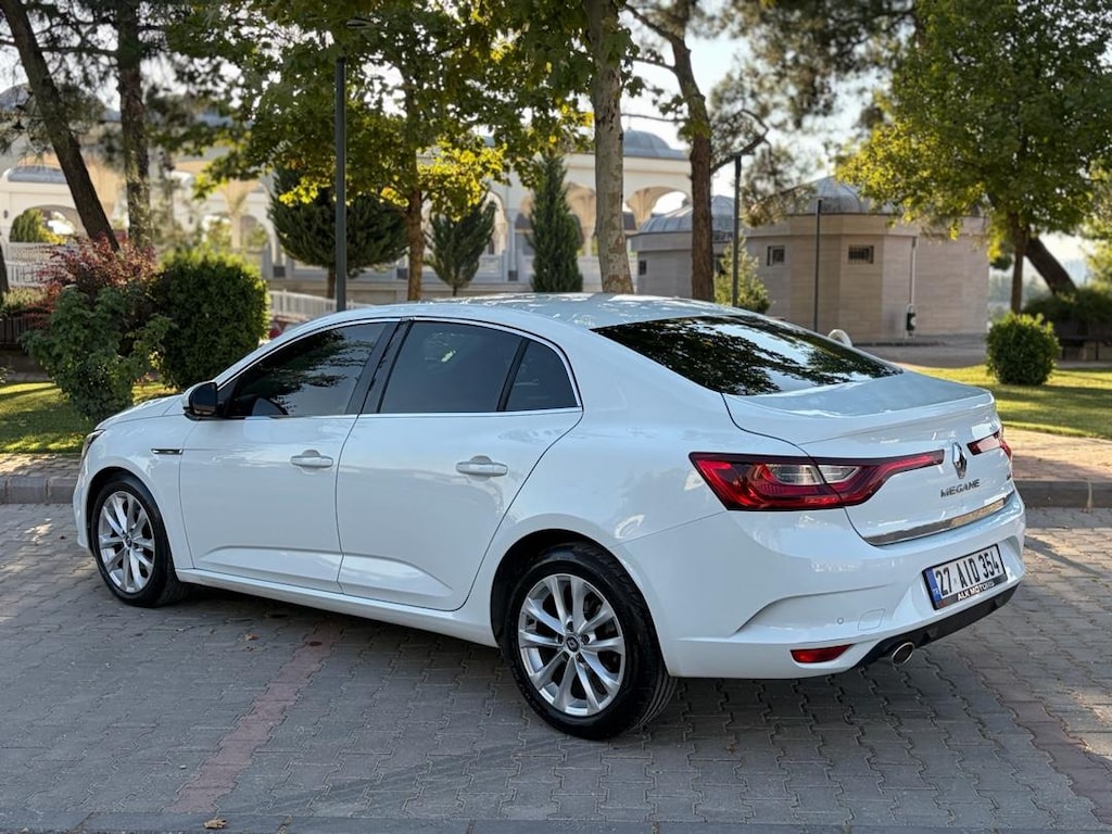 SAHİBİNDEN 2017 MEGANE 1.5 dCi ICON+HAYALET+K.AYNA+MASAJLI KOLTUK - 3