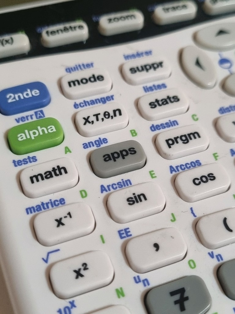 Texas Instruments TI-82 Plus - 10