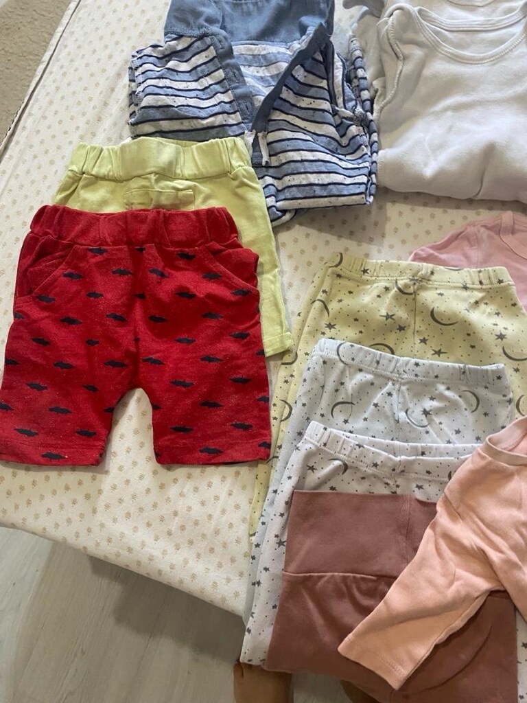 Karışık bebek kıyafetleri - 4
