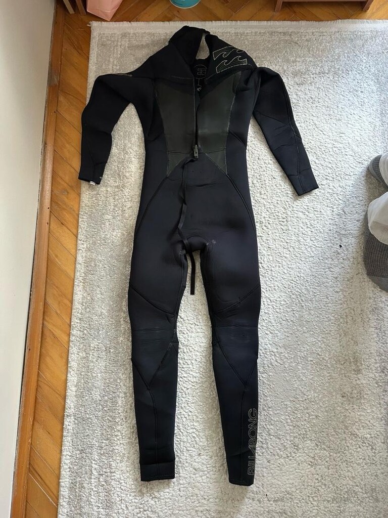 wetsuit - 2