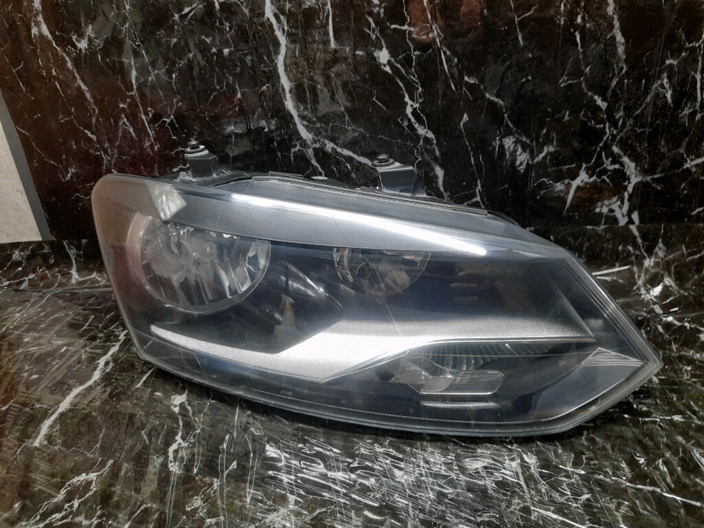 Volkswagen Polo Sağ Ön Far Çıkma Orjinal - 4