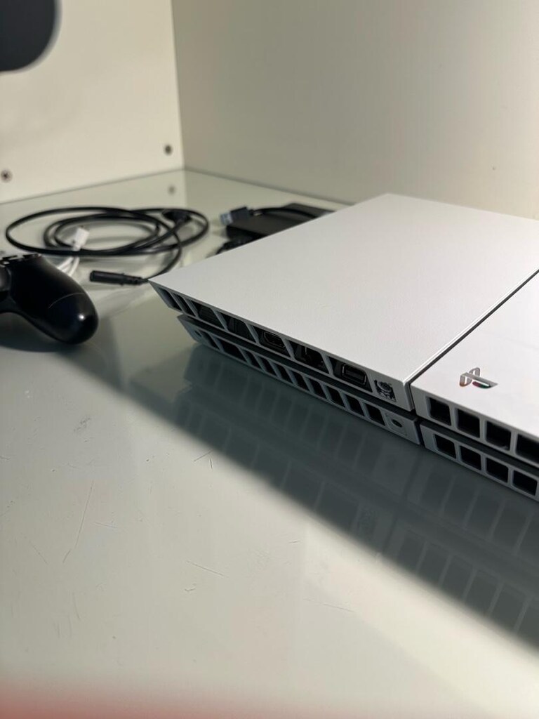 Sony Playstation 4 1TB - 13