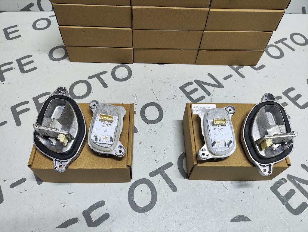 BMW F40 F44 SAĞ FAR GÜNDÜZ LED MODÜLÜ SIFIR 6311944815 9448115 - 2