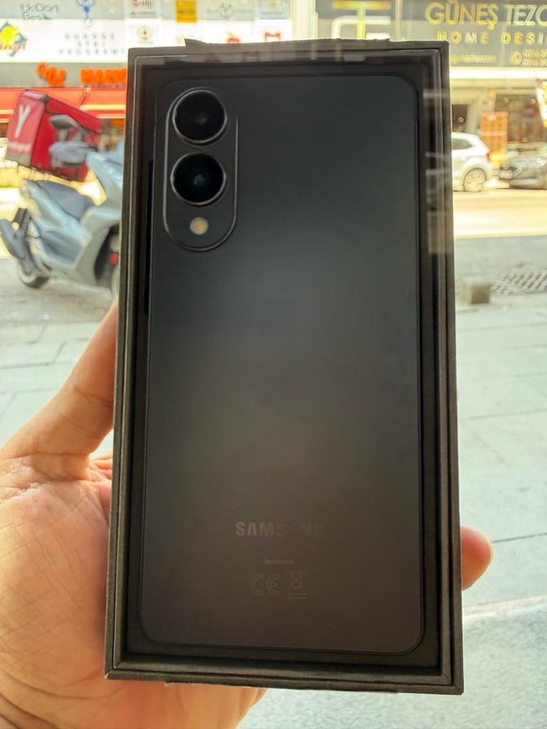 Samsung S25 Edge 12/256 Gb - 2