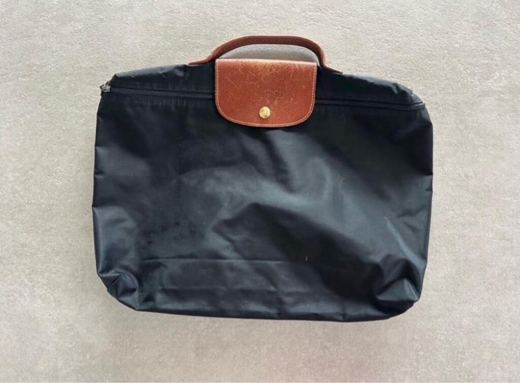 Longchamp siyah laptop çantası