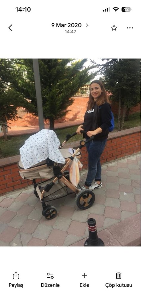 Yoyko bebek arabası