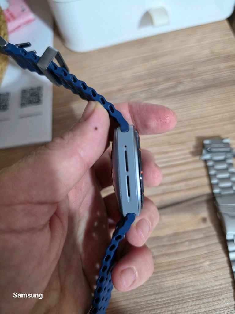 Samsung Watch Ultra 2025 - 4