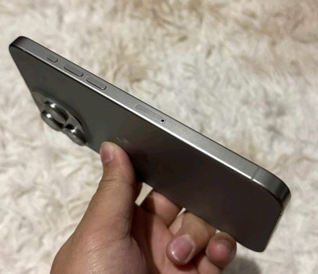 İlk Sahibinden İPhone 15 Promax - 2