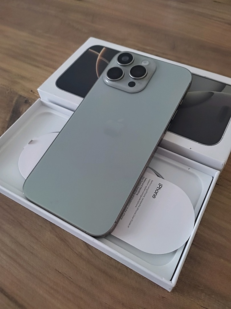 iPhone 16 promax 1 TB - 6