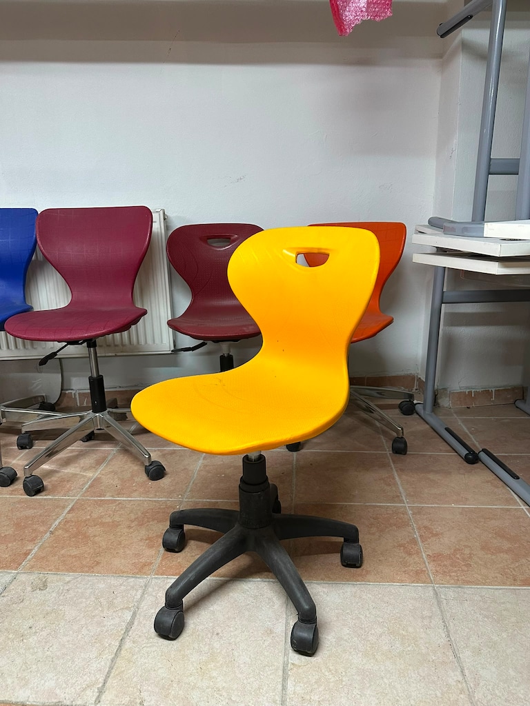 KLAS OFİS ÜSKÜDAR MONOBLOK SARI RENK ÇALIŞMA SANDALYESİ - 3
