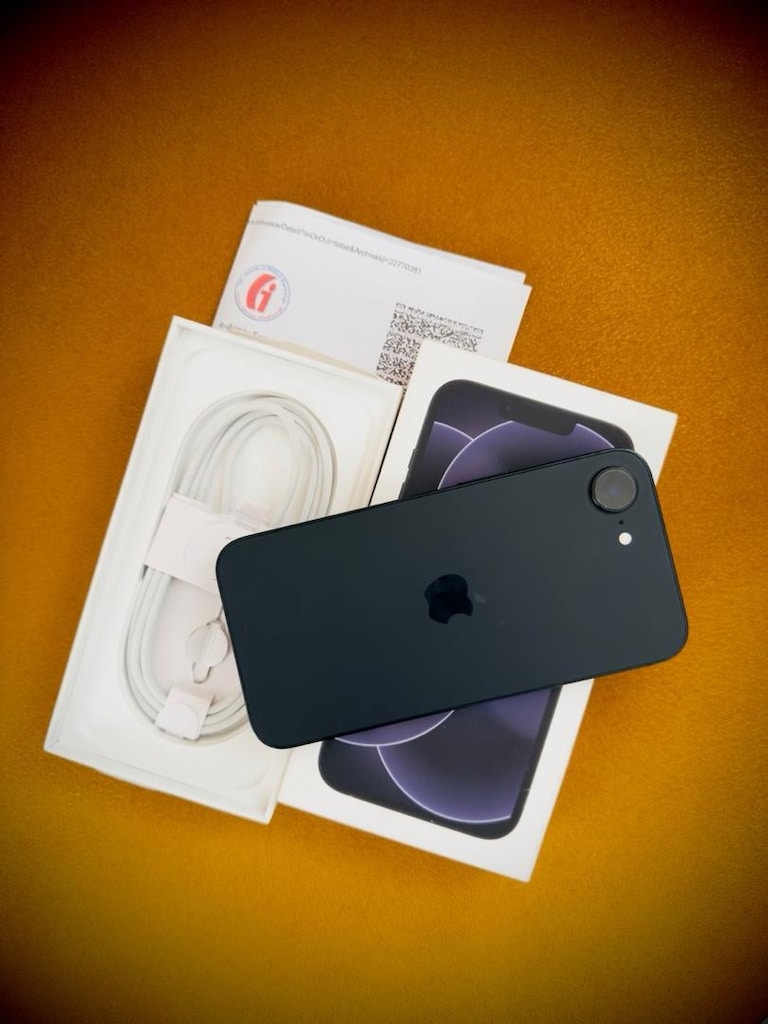 iPhone 17e 256 GB ( 22 ay garantili hatasız ) - 2