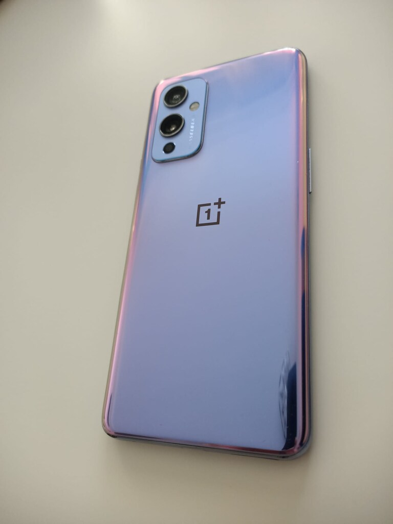 ONEPLUS 9