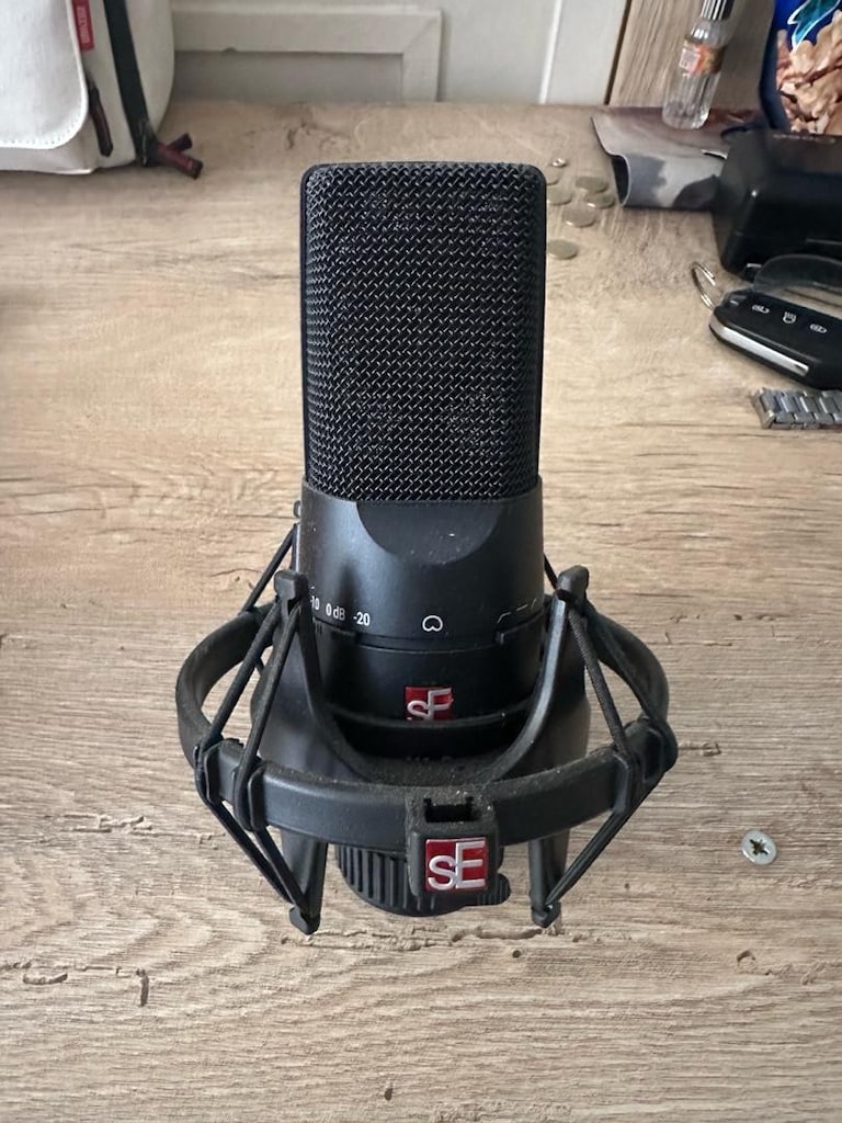 sE X1 S Studio Bundle ve Focusrite Scarlett Solo Set - 5