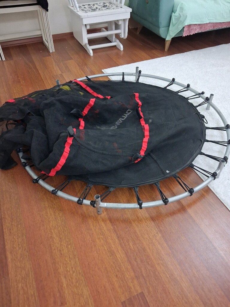 BÜYÜK TRANBOLİN 140 CM ÇAPINDA GAYET İYİ GÖRÜNDÜĞÜ PARÇALARI VAR - 4
