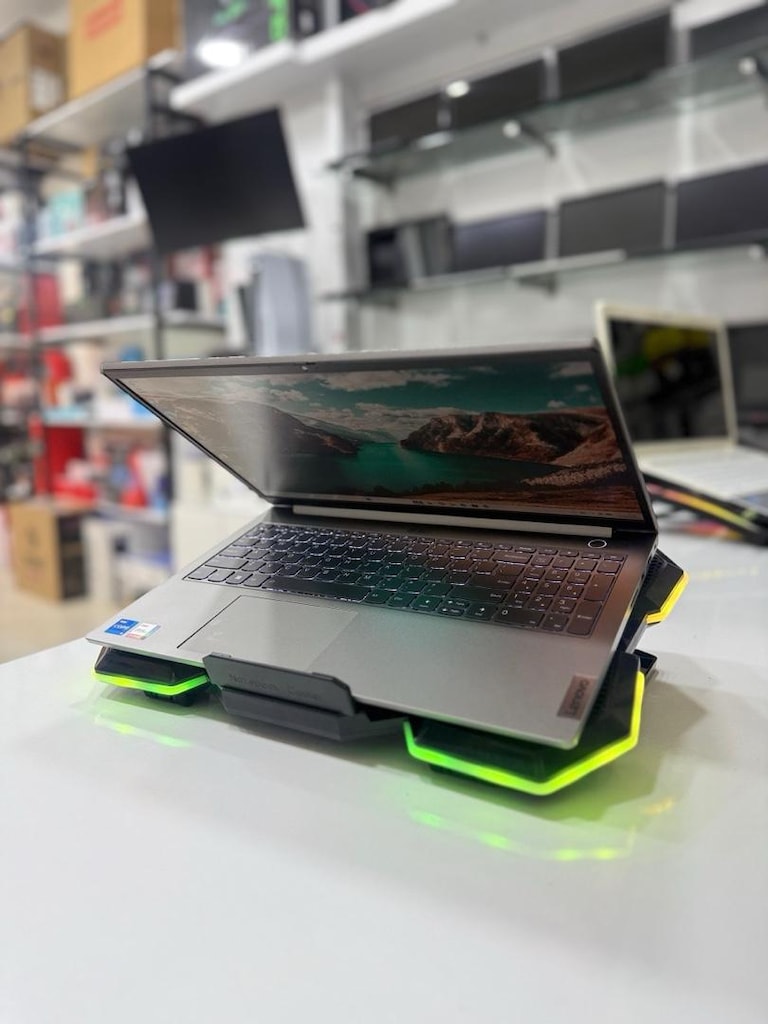 SIFIRINDAN FARKSIZ LENOVA THİNKBOOK LAPTOP İNTEL İ5 - 12