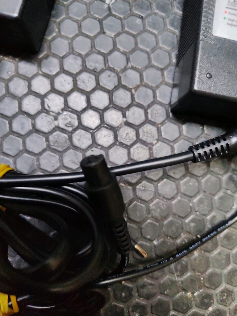 Howeboard adaptörü 42 volt 2 amper - 2