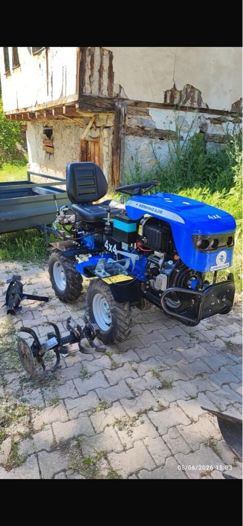 4x4 mini traktör - 2