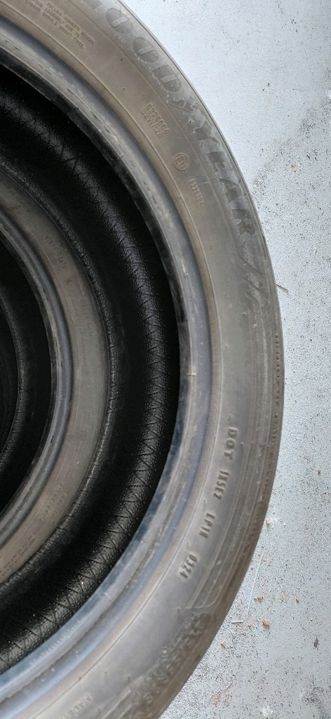 215 55 18 hatasız işlemsiz goodyear marka 2024 tarihli çok düzgün las - 15