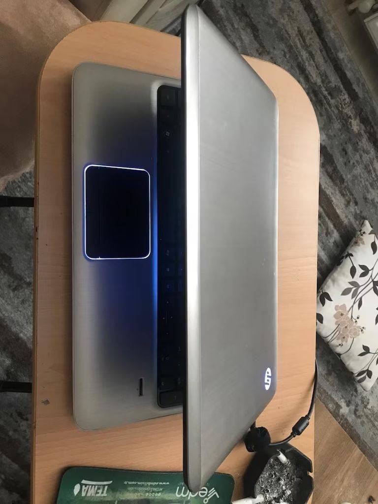 TERTEMİZ HATASIZ 8 ÇEKİRDEKLİ ÇİFT EKRAN KARTLI NOTEBOOK LAPTOP - 7