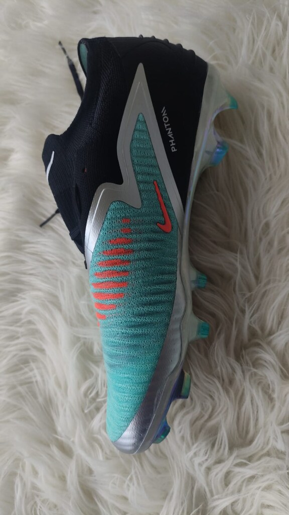 SİFİR ADETLİ ÜRÜN Nike United Phantom 6 Low Elite Limited Edition - 6
