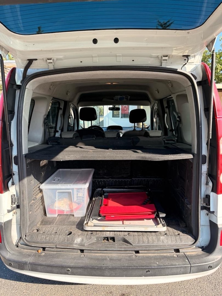 RENAULT KANGOO 1.5 DCI 2012 model - 263.000km orj. - 8