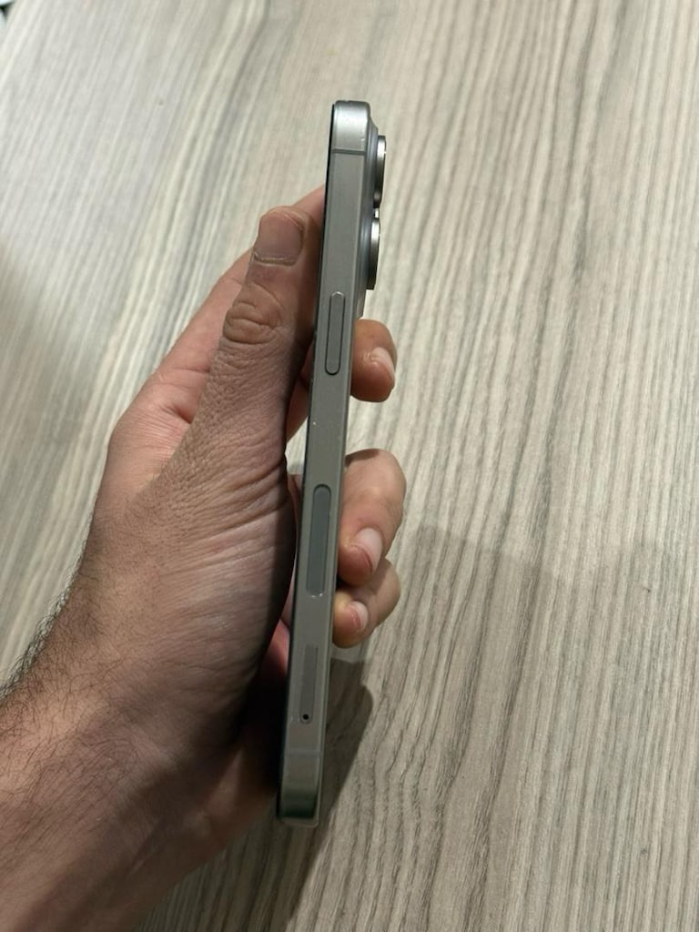 iPhone 15 PRO MAX - 2