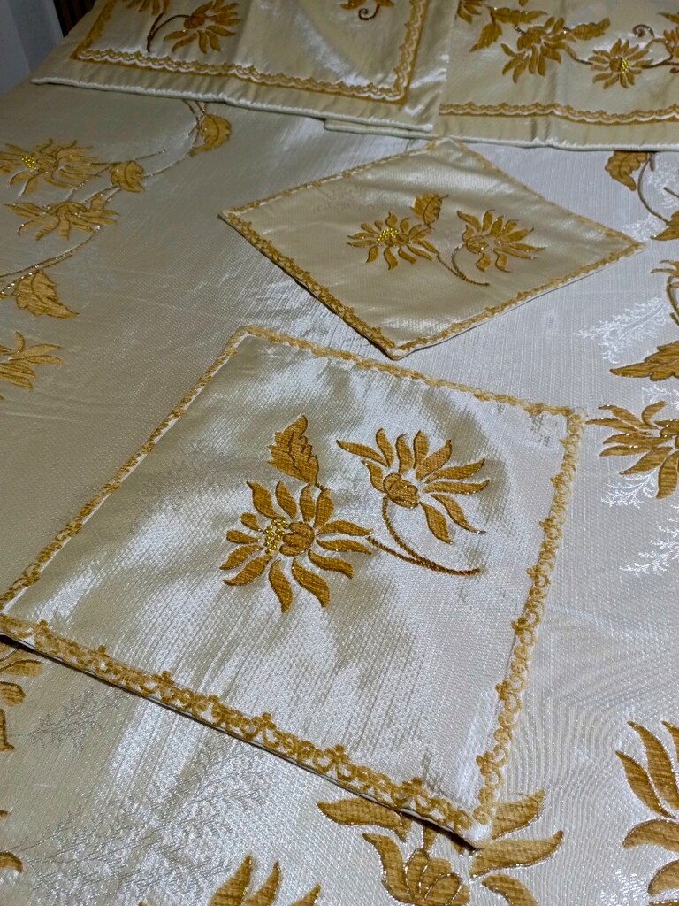 işlemeli yatak örtüsü - 10