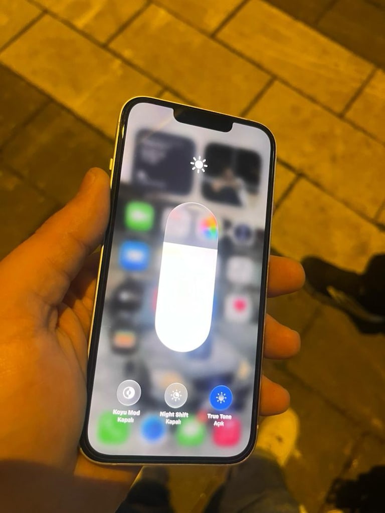 iPhone 14YD - 2