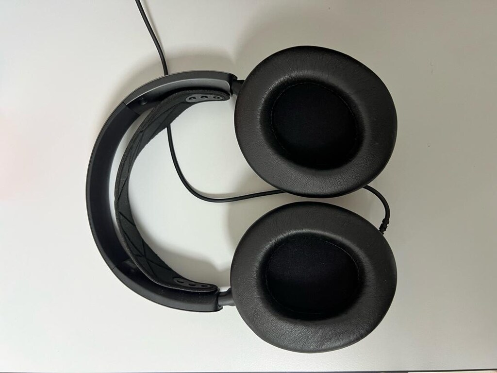 Steelseries Arctis Nova Pro - 2